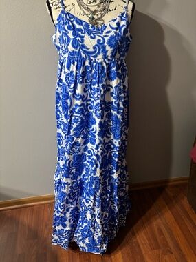 Sugar Lips Maxi Dress 50” Length 22” Ptp